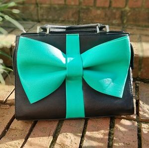 Betsey Johnson teal bow purse